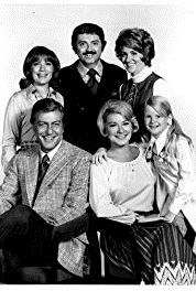 The New Dick Van Dyke Show Dick and the Baby (1971–1974) Online
