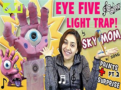 Let's Play with FGTeeV The eye five hand light trap! (2015– ) Online